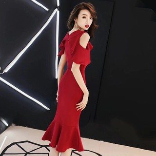 Đầm dự tiệc đuôi cá trễ vai màu trơn