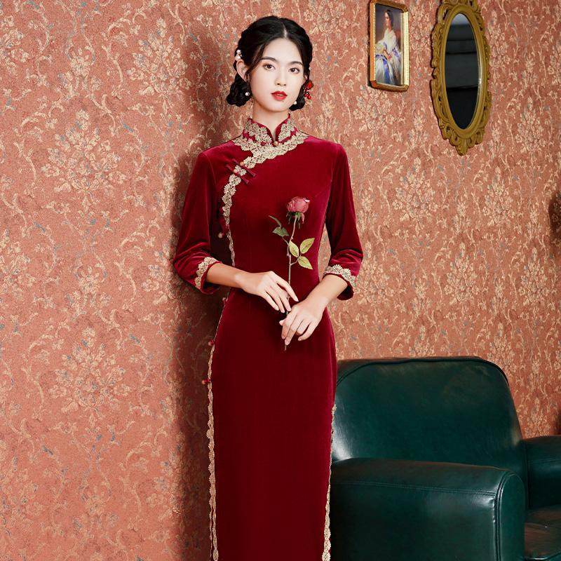 Sườn Xám Cách Tân Chất Nhung Thiết Kế Mới Thời Trang Mùa Xuân Theo Phong Cách retro 2022