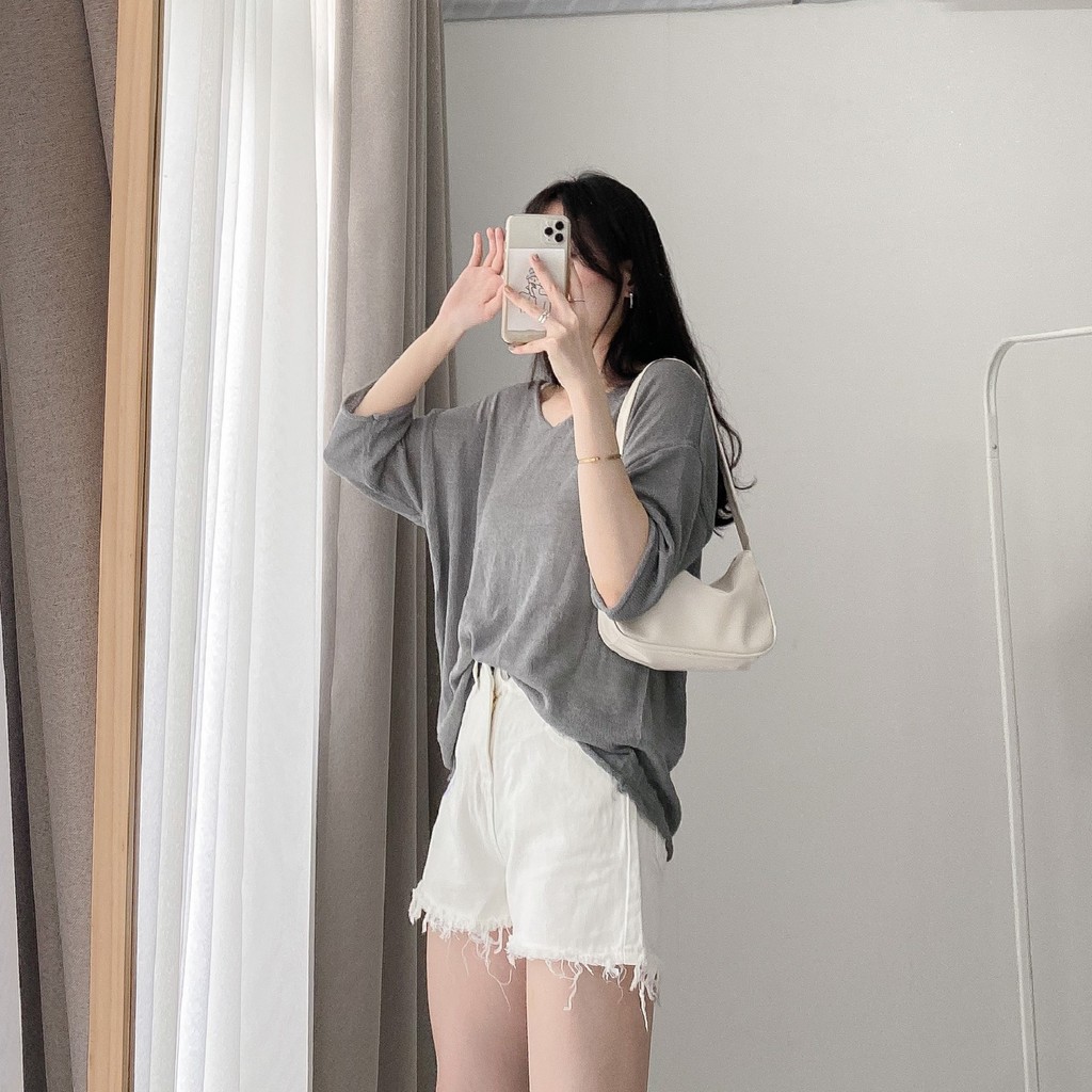 Áo len mỏng trơn xuyên thấu cổ tim tay lửng A1741 SUSTORE