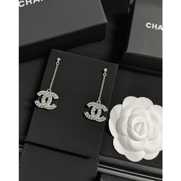 Khuyên tai sc sang chảnh