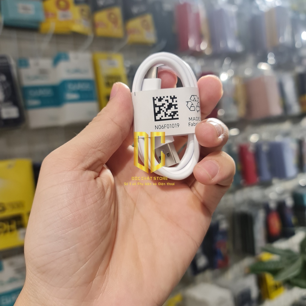 Cáp sạc nhanh Vsmart chính hãng