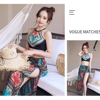 Bộ bikini áo yếm kèm khăn