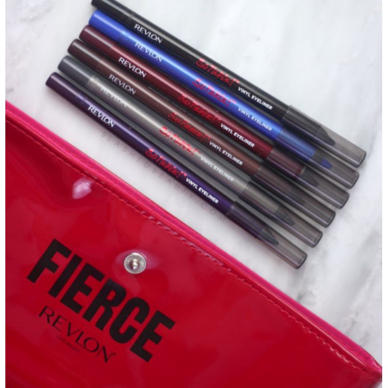 Bút kẻ mắt Revlon sofiere Vinyl Eyeliner dạng Gel