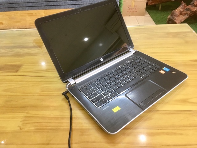 HP Pavilion 14 core i5 VGA rời