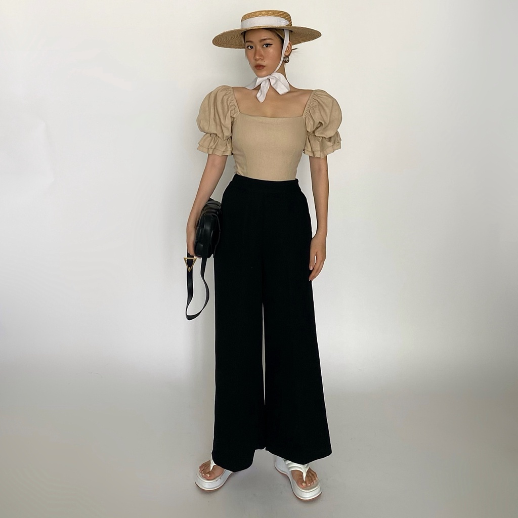 KIOBI - Áo kiểu Linsey form cúp ngực, dáng croptop ngắn, tay phồng bo thun, vải linen bột be - KIA21041B