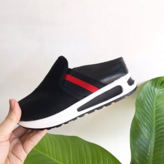 Sục sọc đỏ độn đế
Đen