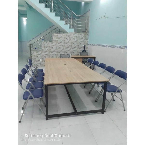 Bàn họp, bàn làm việc nhóm