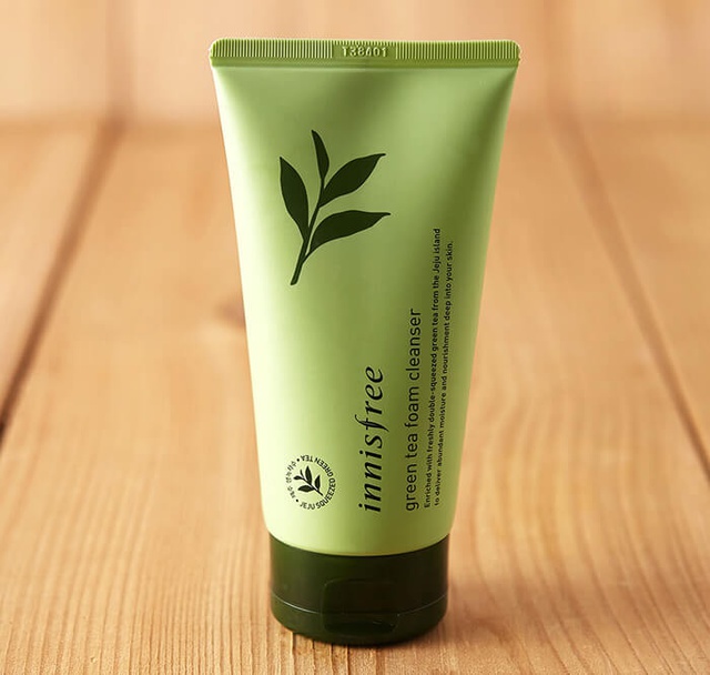 Sữa rửa mặt trà xanh Green Tea Foam Cleanser về hàng SALE (Bill mua ảnh bên cạnh)