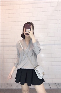 Áo sơ mi đáp cổ chéo lụa cực sang xinh đẹp