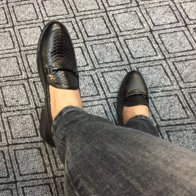 Giầy da sần có đai