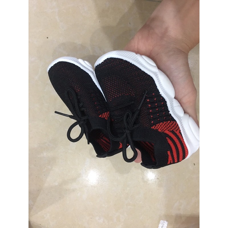 [Đen đế gấu] Giày thể thao cho bé mã 38053