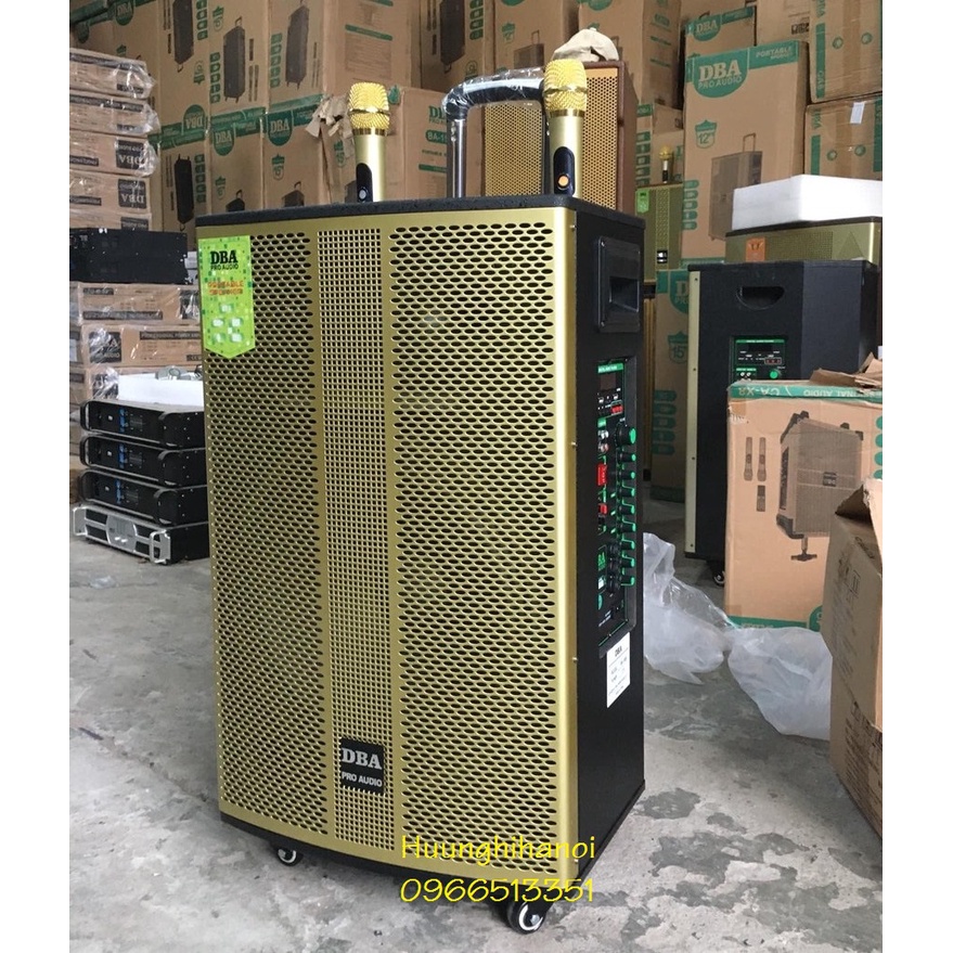 Loa karaoke di động hay giá rẻ, loa kéo giá rẻ công suất lớn, kèm micro kim loại nhẹ, hút hát cực hay. Bảo hành 1 năm