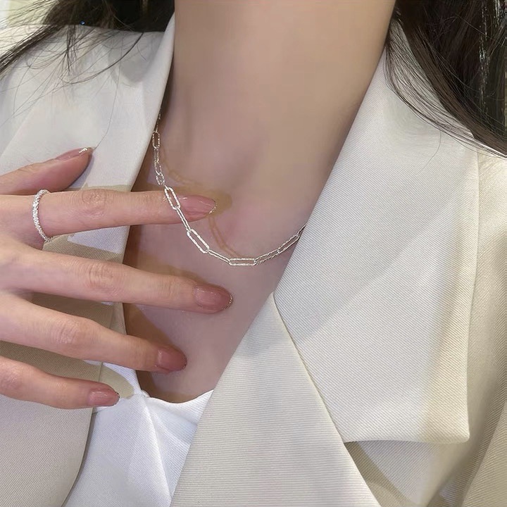 Vòng cổ Mặt Hình Ngôi Sao / Mặt Trăng Màu Bạc Thời Trang Cho Nữ