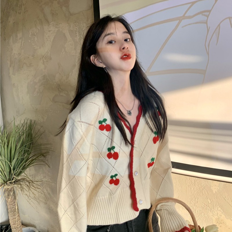 Hàng Sẵn_Áo len cardigan nhỏ cổ điển nhẹ nhàng họa tiết dâu tây đỏ