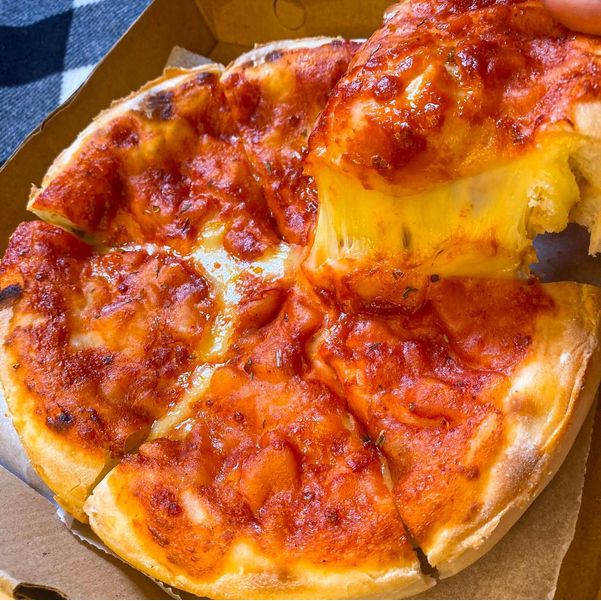 Pizza chicago nhân nhồi phomai cực nhiều