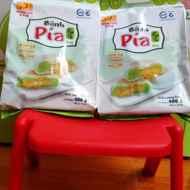 Bánh pía Sóc Trăng