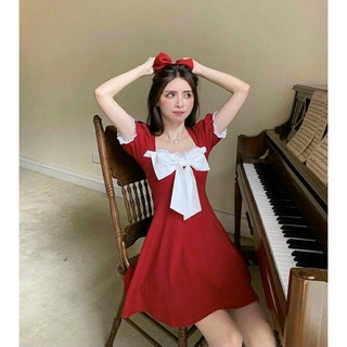 ĐẦM ĐỎ CỔ U NƠ NGỰC