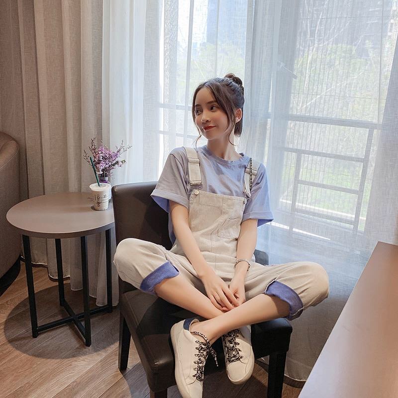 Set áo thun tay ngắn + quần yếm jean dáng rộng thời trang năng động cho nữ
