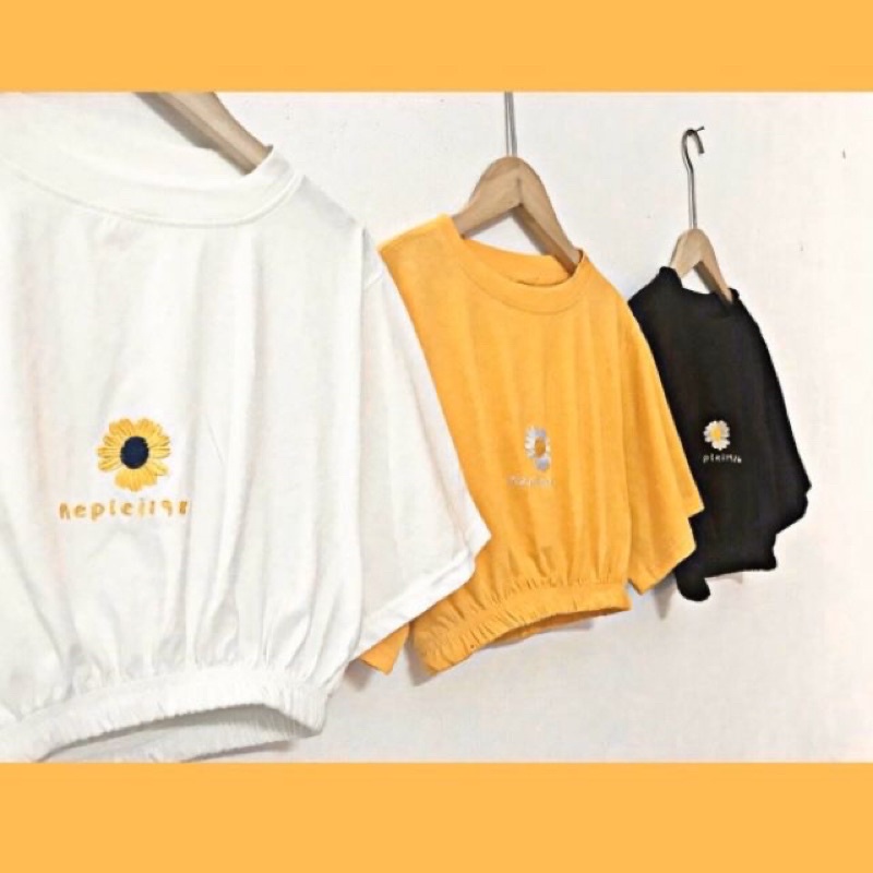 áo croptop kiểu hoa cúc sẵn màu vàng