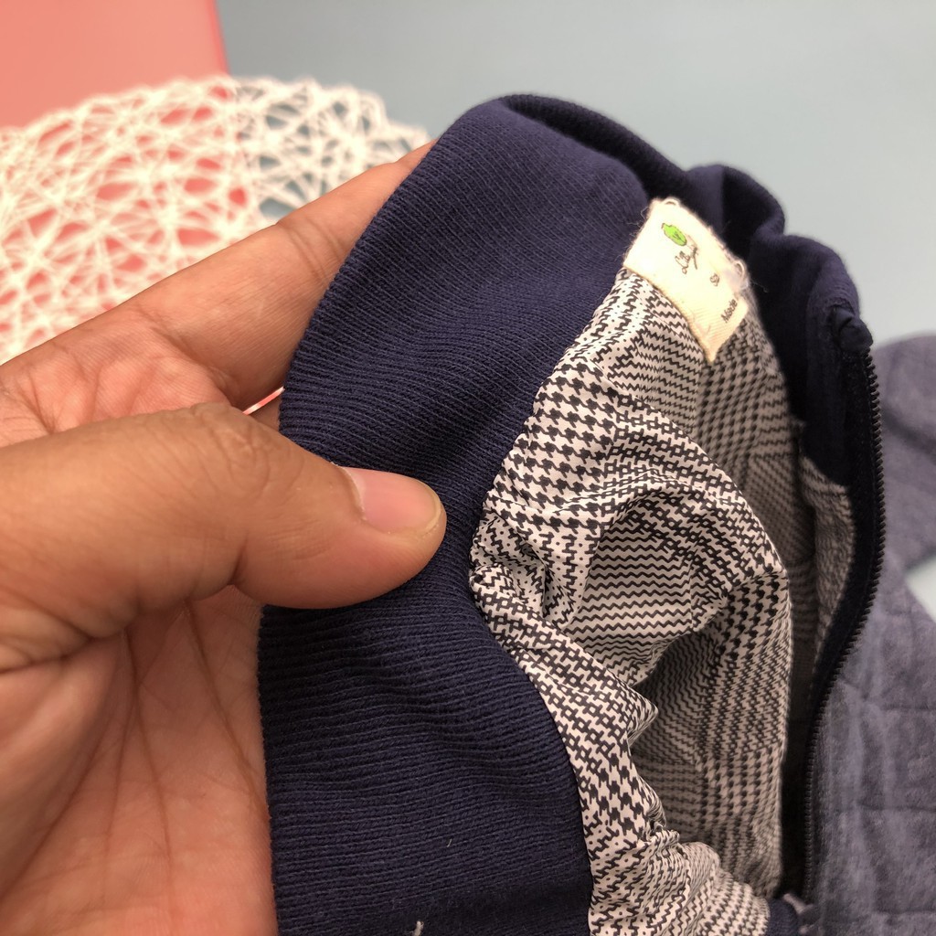 Áo khoác thu đông trần trám dài tay bé trai size 4-10T, cho bạn từ 14-30kg. Chất nỉ trần trám, lót dày dặn, ấm áp