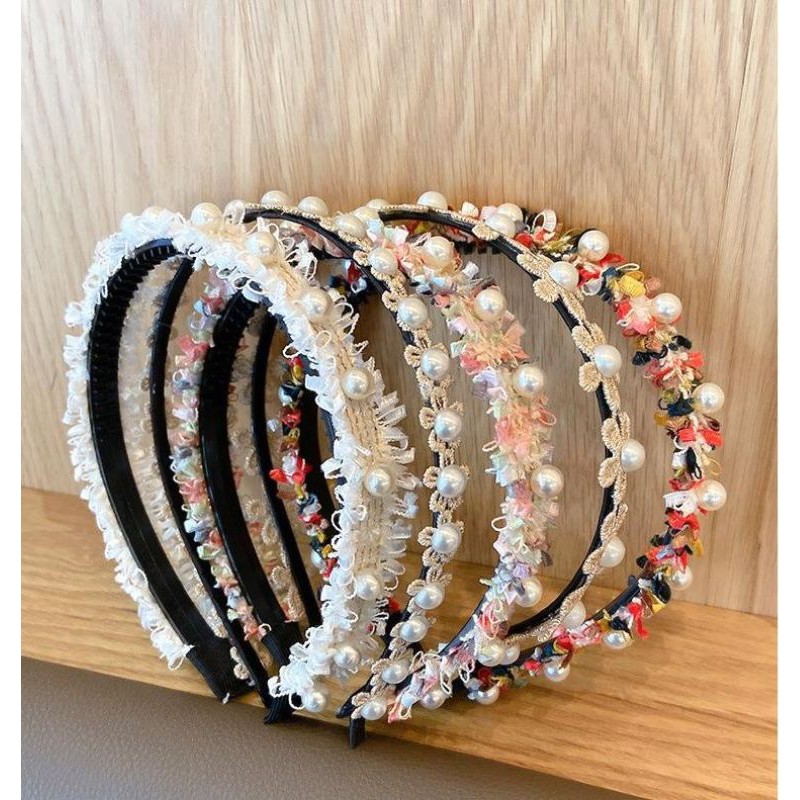 Bờm tóc nữ sang trọng, đính hạt thêm lộng lẫy, thêm quý phái