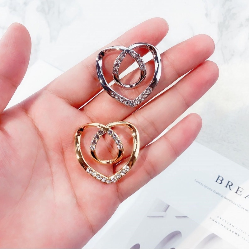 Khóa Cài Khăn Choàng Hình Trái Tim Bằng Kim Loại Màu Vàng / Bạc Thời Trang Chất Lượng Cao