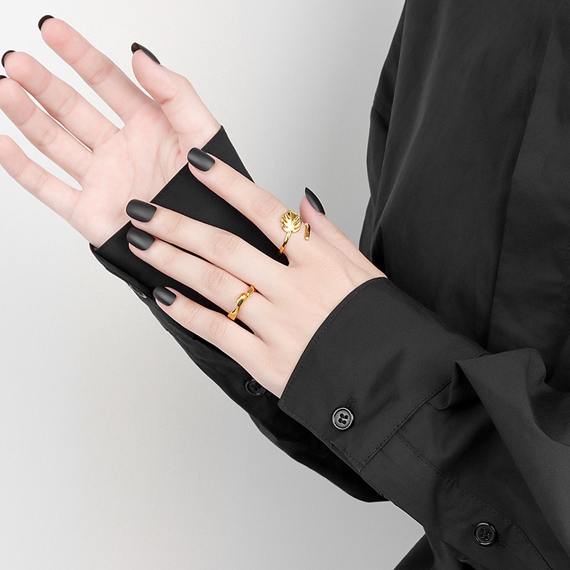 Nhẫn Hình Chiếc Lá Màu Vàng / Bạc Tùy Chỉnh Thời Trang Sáng Tạo Cho Nữ