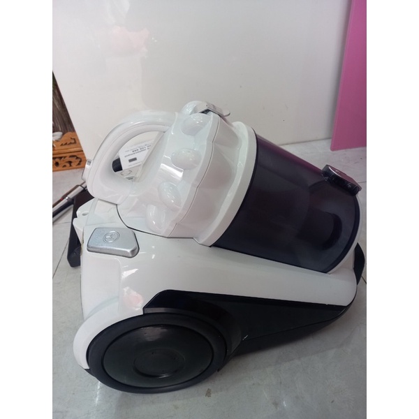 Máy hút bụi nội địa úc công suất 2200w