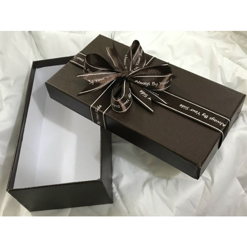 Hộp đựng quà tặng kèm nơ cao cấp _Giấy rơm 23-12-7cm