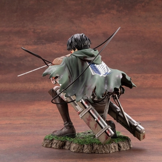 Mô Hình Nhân Vật Phim Attack On Titan 18cm