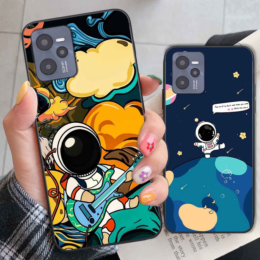 Ốp Realme C35 in hình vũ trụ, phi hành gia bầu trời cute dễ thương