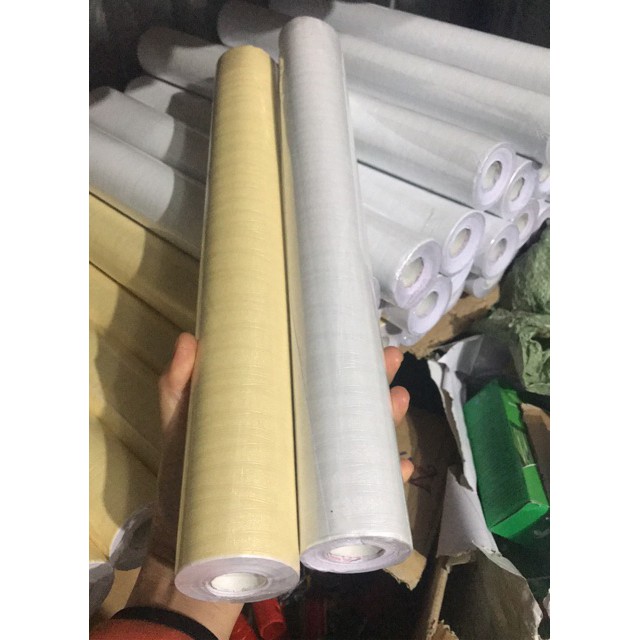 Cuộn giấy dán tường vân nổi loại 1 có keo sẵn