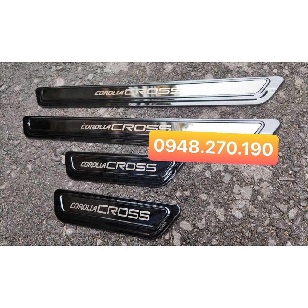 Ốp Bậc Cửa Xe Corolla Cross 2020 Mẫu Titan*HOT*