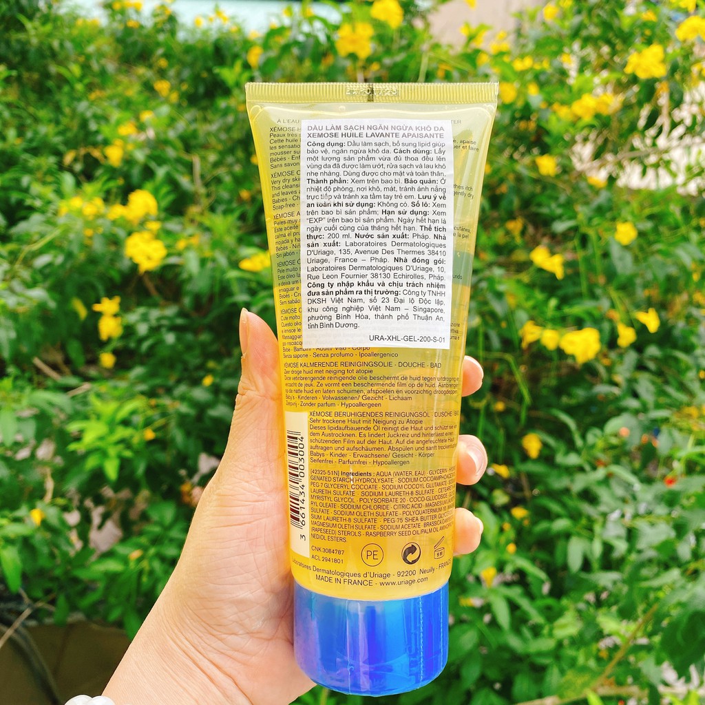 DẦU LÀM SẠCH CHO DA KHÔ, DA BỊ NGỨA, DA CƠ ĐỊA, CHÀM URIAGE XÉMOSE HUILE LAVANTE 200ML