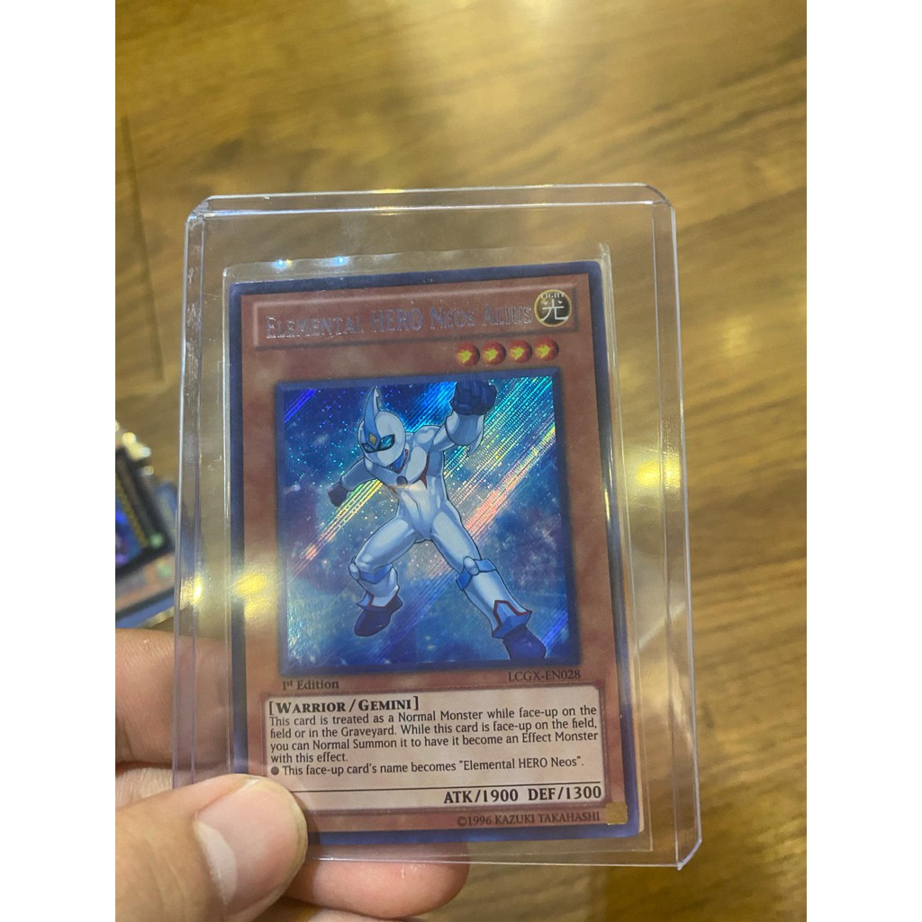 Lá bài thẻ bài Yugioh Elemental HERO Neos Alius – Secret Rare - Tặng bọc bài nhựa bảo quản