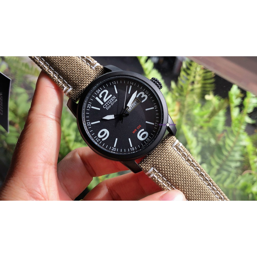Đồng hồ nam Citizen dây vải Eco-drive BM8476-31E
