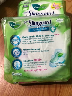 Băng vệ sinh Laurier Slimguard 8 miếng 22.5cm