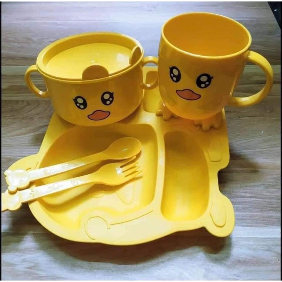 Bộ Bát Ăn 5 Món Khay, Bát, Cốc, Thìa, Dĩa Hình Vịt Vàng Kute Cho Bé