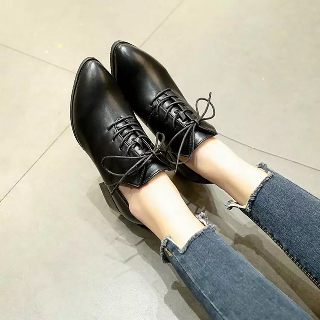 [Hàng ỏrder ] oxford nữ khoét cổ cá tính | BigBuy360 - bigbuy360.vn