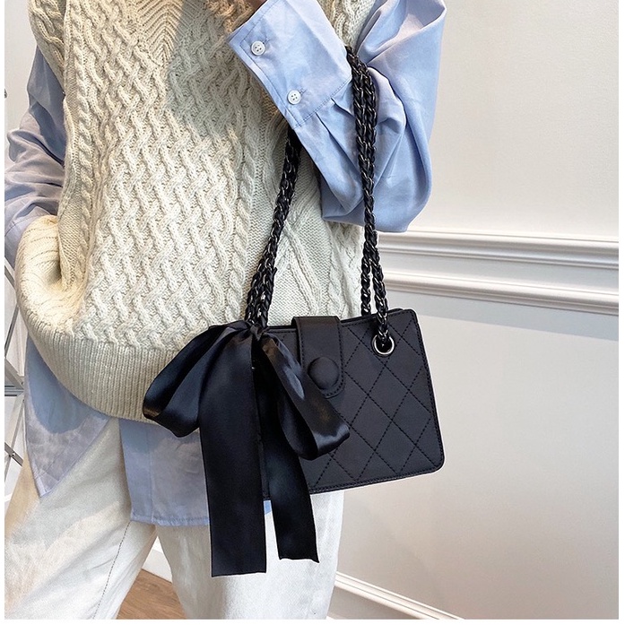 Túi xách đeo chéo nữ giá rẻ đẹp đi chơi phong cách thời trang hàn quốc dễ thương cute DC360