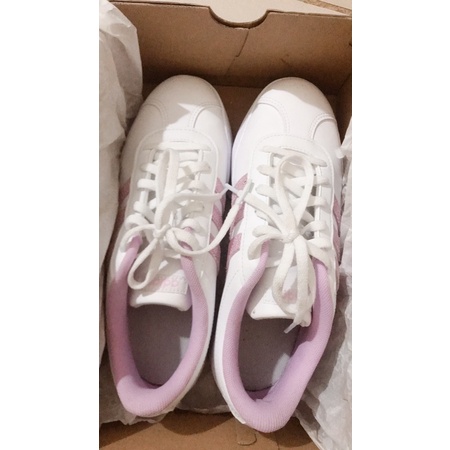 Thanh lý giày sale size 38 like new