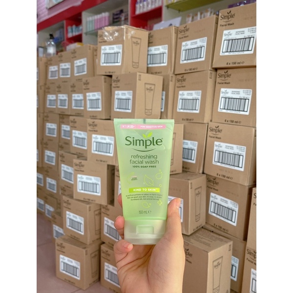 Sữa rửa mặt Simple giúp da sạch thoáng & không chứa xà phòng 150ml