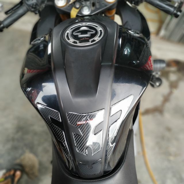 Miếng dán bình xăng r15