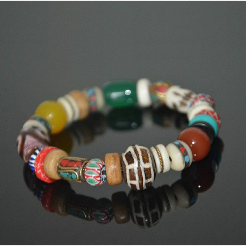 Vòng Tay Tây Tạng