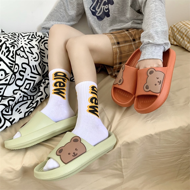 JY409-C3 GẤU NGANG DÉP BÁNH MÌ QUAI NGANG NAM NỮ  nhựa EVA stiker mặt GẤU NGANGi, đế dày hàng chuẩn QC