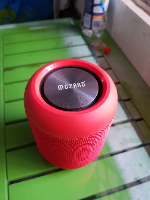 Loa Bluetooth Mozard E7 Đỏ và đen