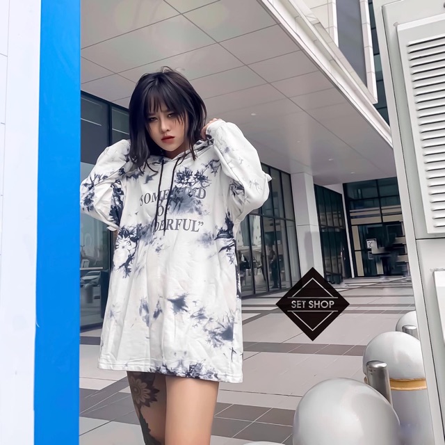 Áo hoodie TIE DYE đen trắng