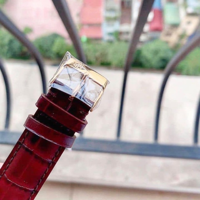 Đồng hồ nam Frederique Constant FC-225ST5B5 máy Swiss Made, kính Sapphire, lịch thứ, dây da, mặt siêu mỏng, case 40mm