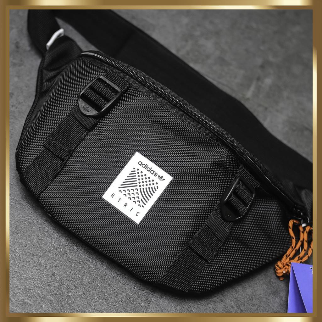 Túi Đeo Chéo Nam Nữ Atric Black Bum Bag Thời Trang Cá Tính | BigBuy360 - bigbuy360.vn