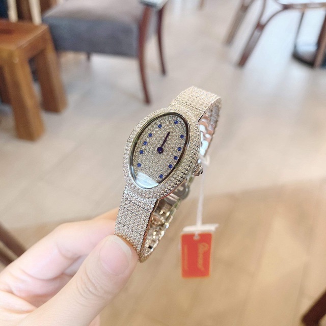Đồng hồ nữ Davena .